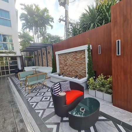 9 Suite Luxury Boutique Hotel Chiang Mai Exterior foto